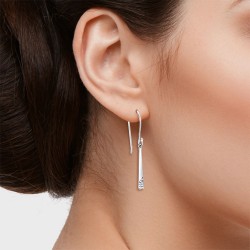 Boucles d'Oreilles en Argent 925/1000 et Oxydes de Zirconium portées