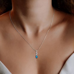 Collier Argent 925/1000 Topaze bleue Suisse & Oxydes de Zirconium porté